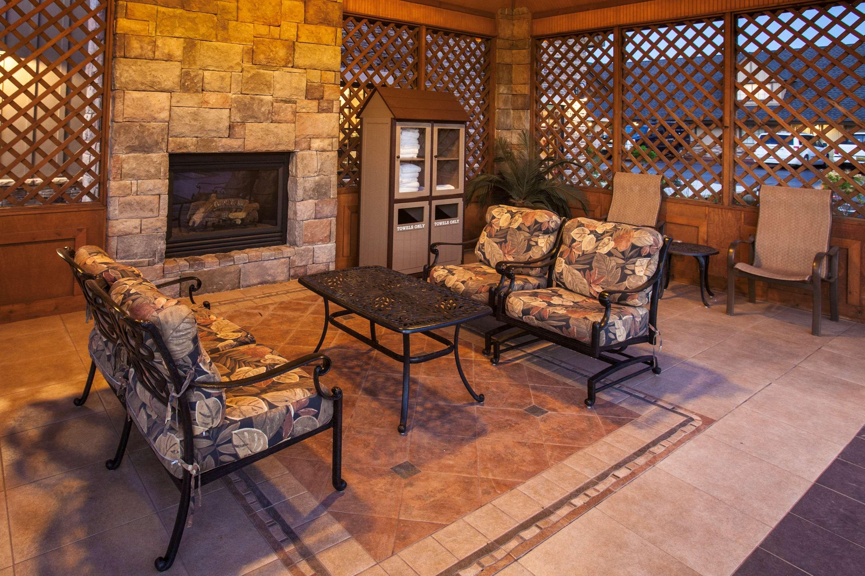 Best Western Plus Weatherford Exterior photo